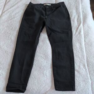 Levi Strauss Dark Gray / Black Mid Rise Skinny Jeans